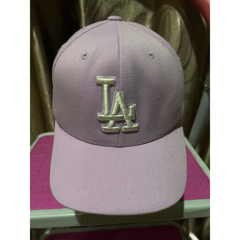 Topi sekon model Cap MLB x LA Dodgers warna Soft Purple/Ungu Muda
