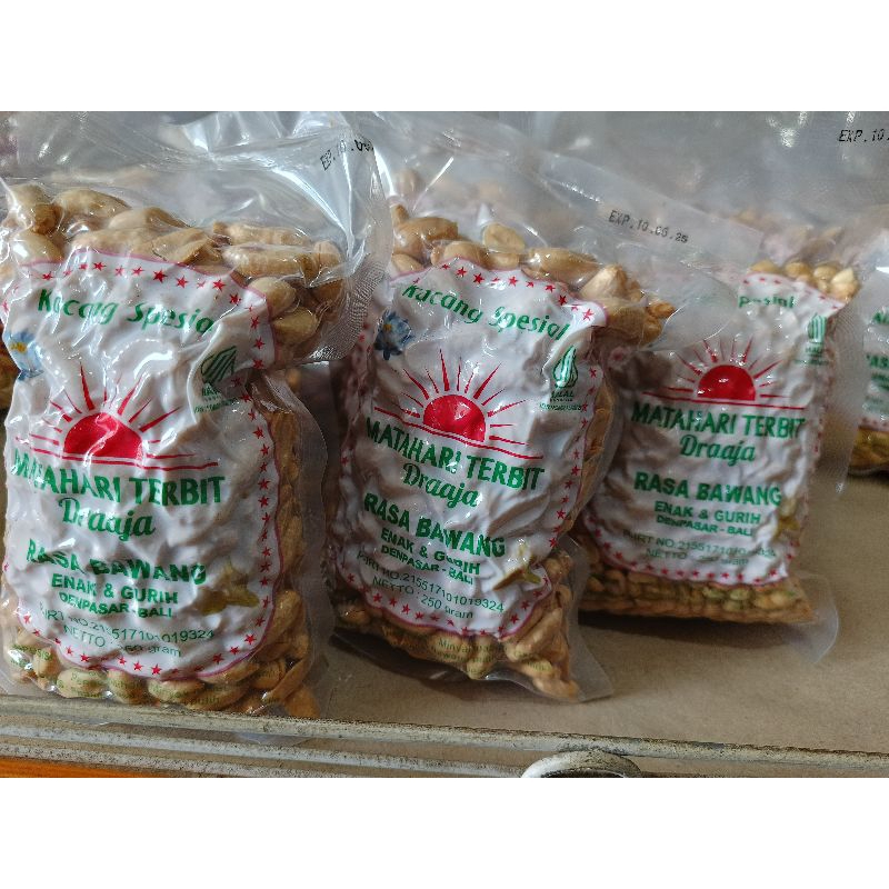 

KACANG KAPRI MATAHARI TERBIT "DRAAJA" 250gr + BUBBLE WRAP