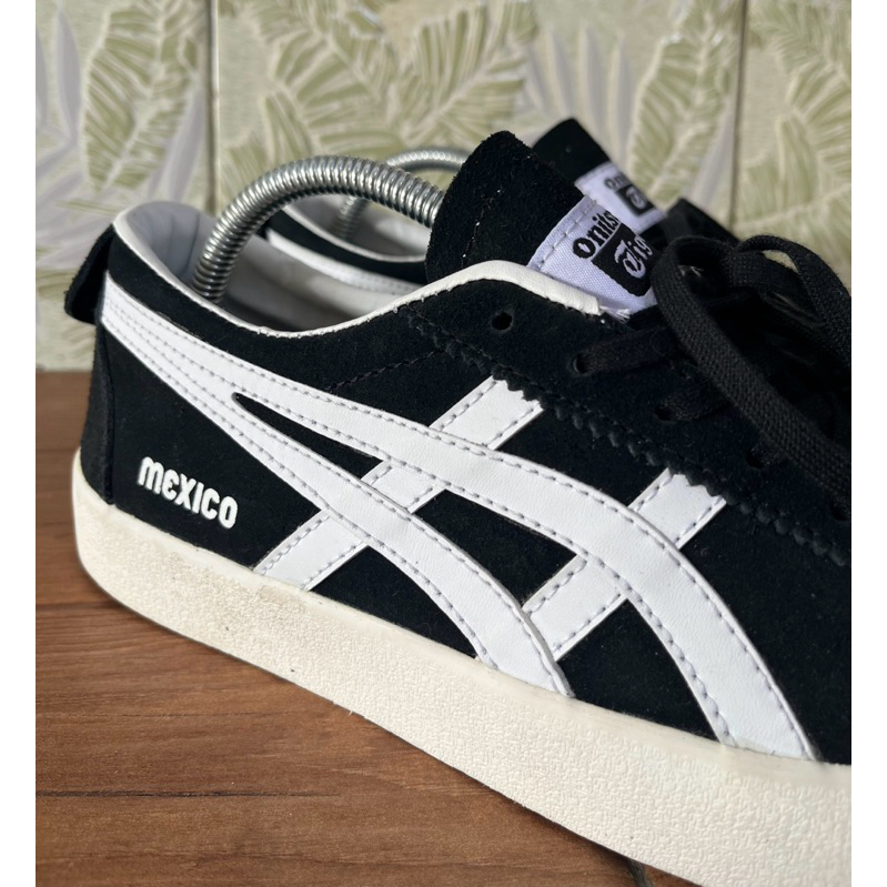 Sepatu Second Branded Onitsuka Size 41 cm