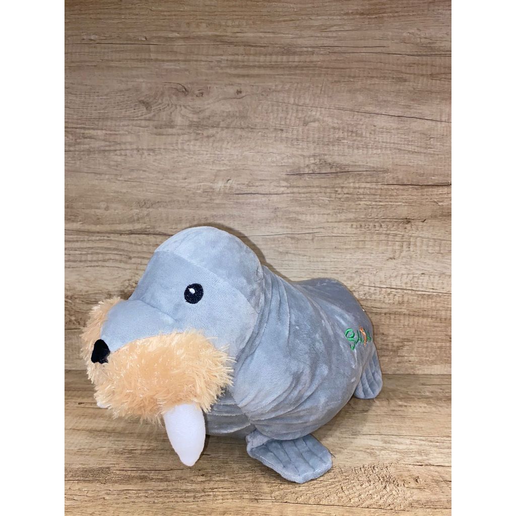 BONEKA SINGA LAUT