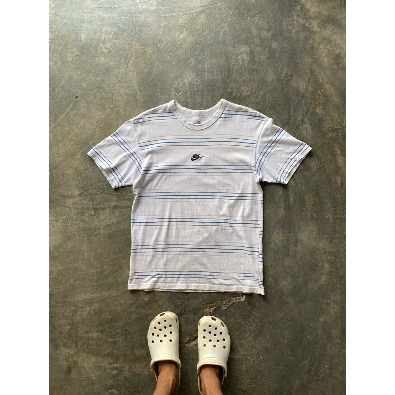 Tshirt Nike Center Salur