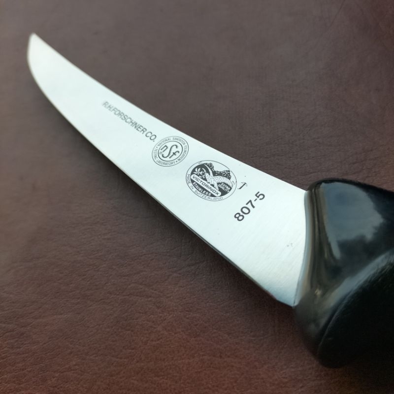 Victorinox Boning Knife 13 cm, R.H.FORSCHNER.Co. Switzerland seri 807- 5 . Logo Crossbow NSF