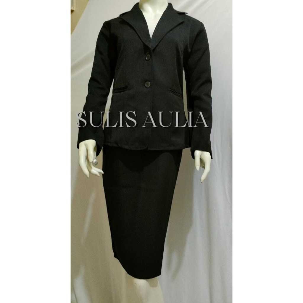 One Set Setelan Jas Blazer Rok Span Pendek