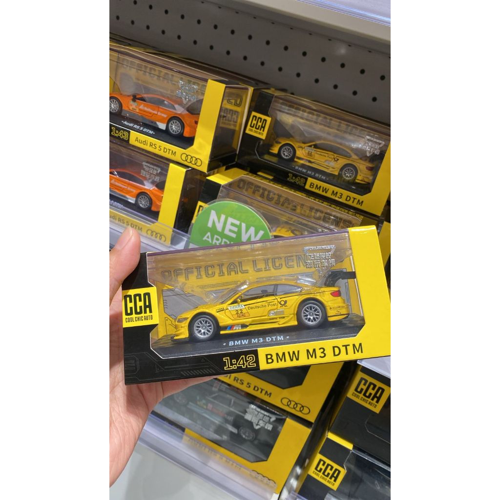 CCA 1:44 BMW M4 DTM