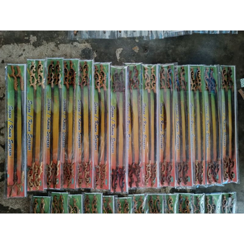 TANGKRINGAN SOGON MOTIF TANGKRINGAN KONIN UKIR