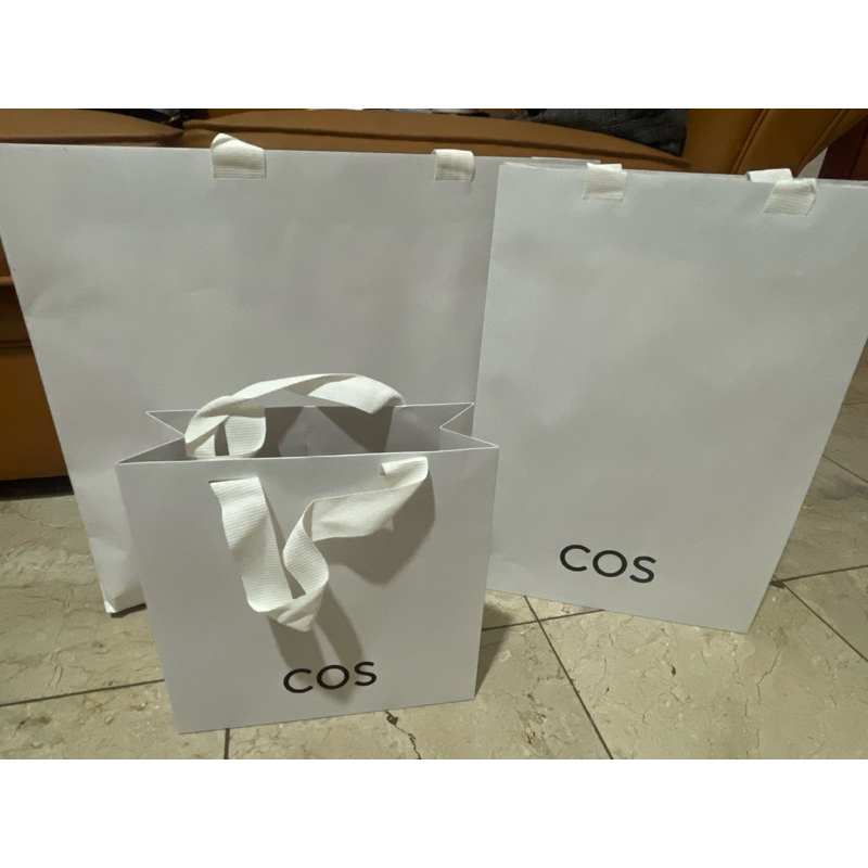 

paper bag COS Ori