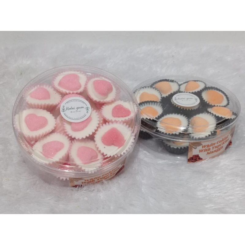 

White Coklat With Yupi Kiss Toples 250gr