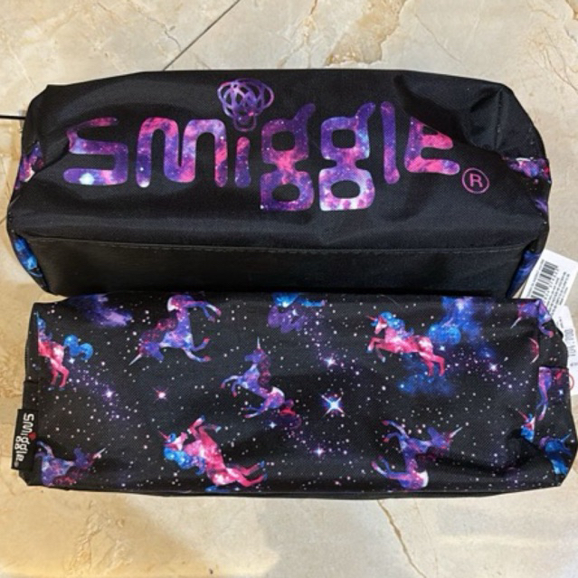 

smiggle pencil case
