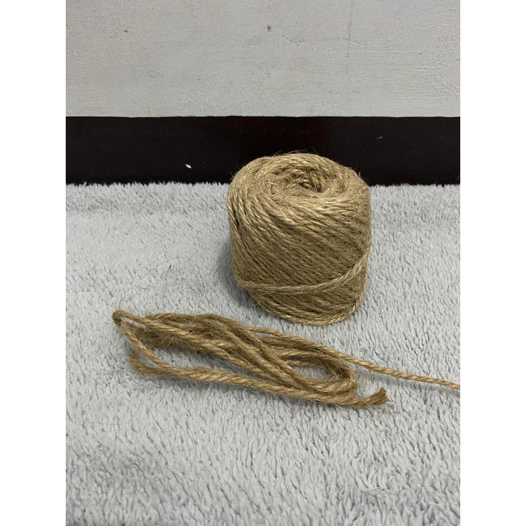 

Tali Rami Goni 3 Ply Untuk Kerajinan / Packing / Souvenir - HARGA PER METER