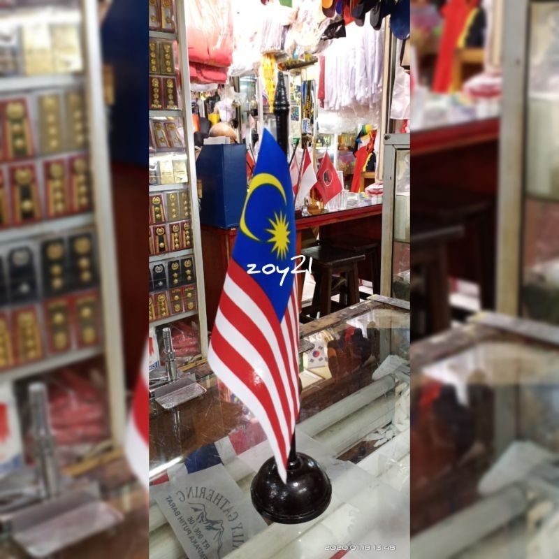 

Bendera negara malaysia meja + tiang kayu