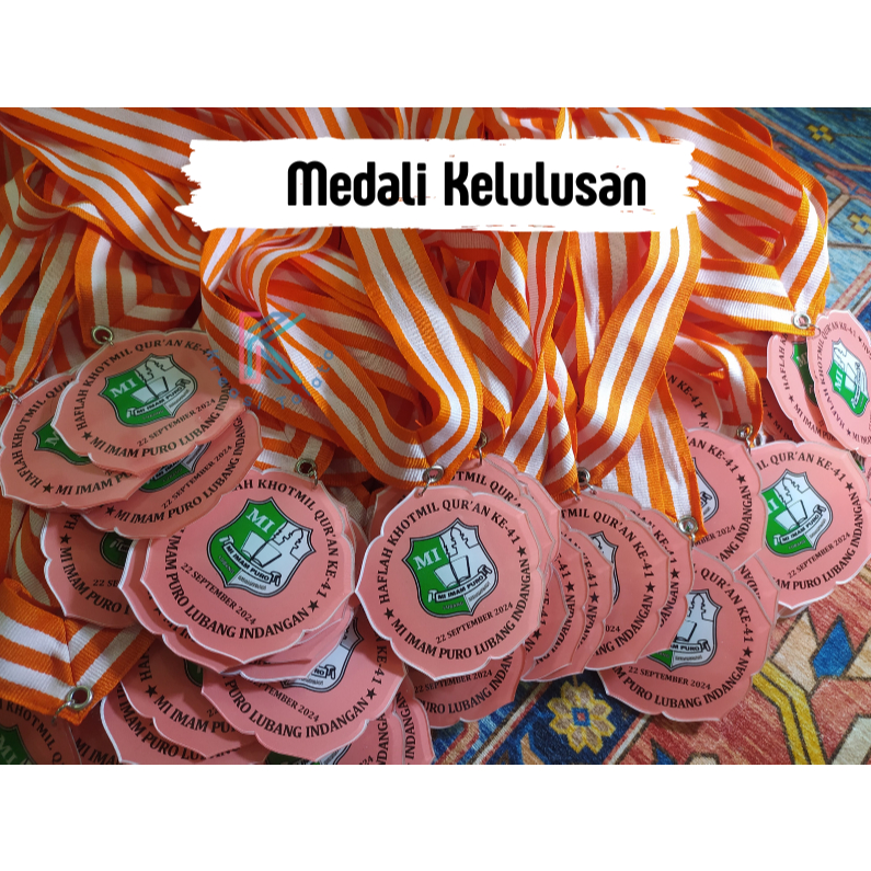 

MEDALI KELULUSAN | MEDALI WISUDA | MEDALI KHATAMAN | KALUNG WISUDA, KALUNG KELULUSAN MURAH