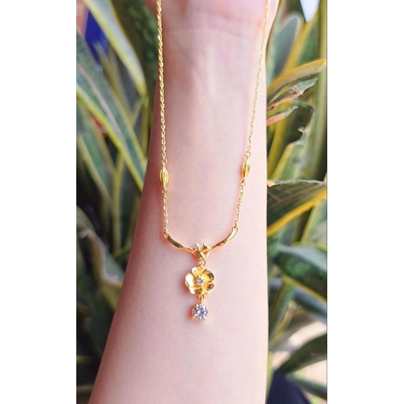 kalung mawar emas 99