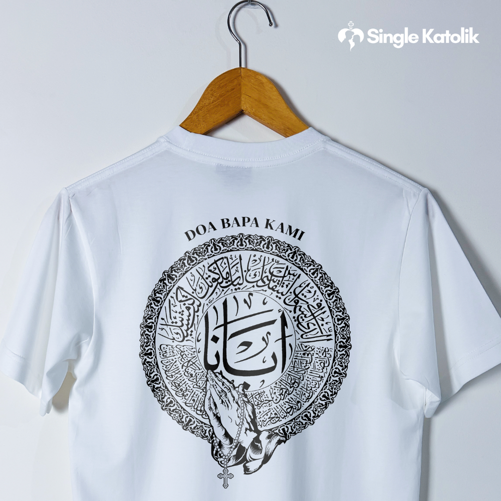 DOA BAPA KAMI (TULISAN ARAB) Versi 2 - Kaos Rohani - Katun Premium 100% - Single Katolik Official St