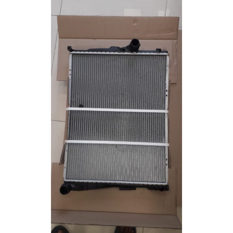 Radiator bmw e46 semua seri / sparepart bmw