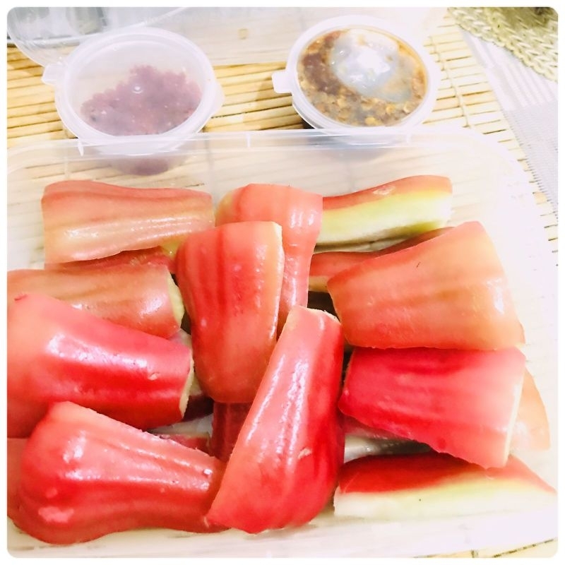 

RUJAK JAMBU CITRA FREE BUMBU BANGKOK DAN BUMBU GULA