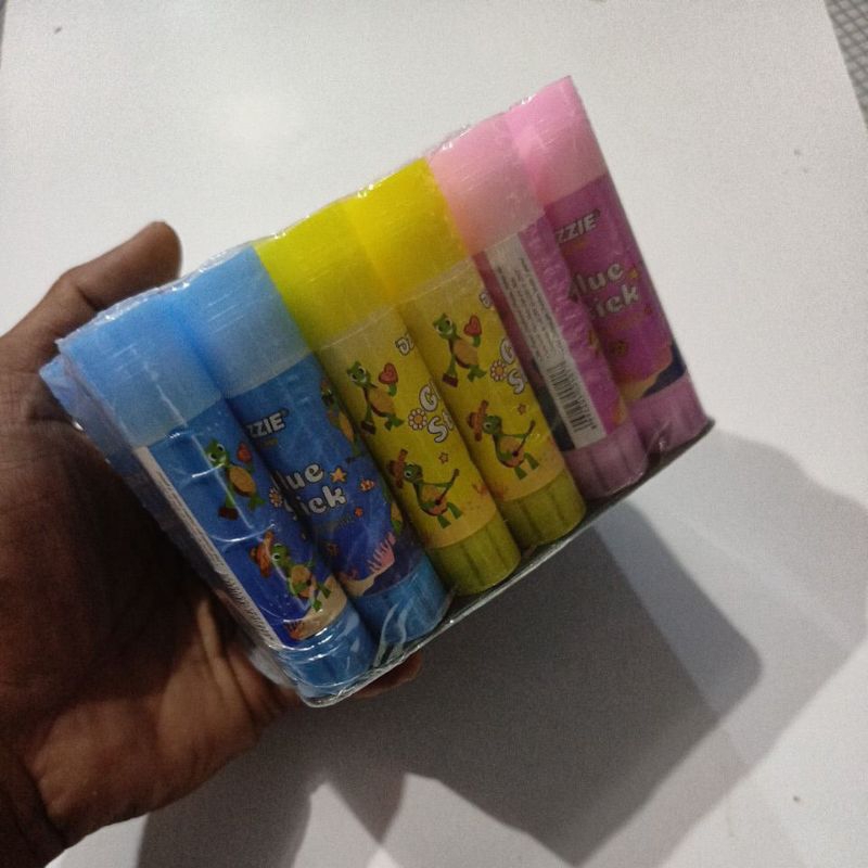 

Lem Glue stick ozzie isi 24 pcs