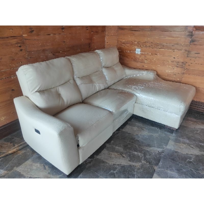 servis sofa solo