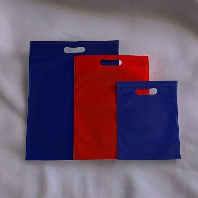 

AIDA | Tas Spunbond Oval Ukuran 25 x 35 Tebal 70 Gsm PER KODI