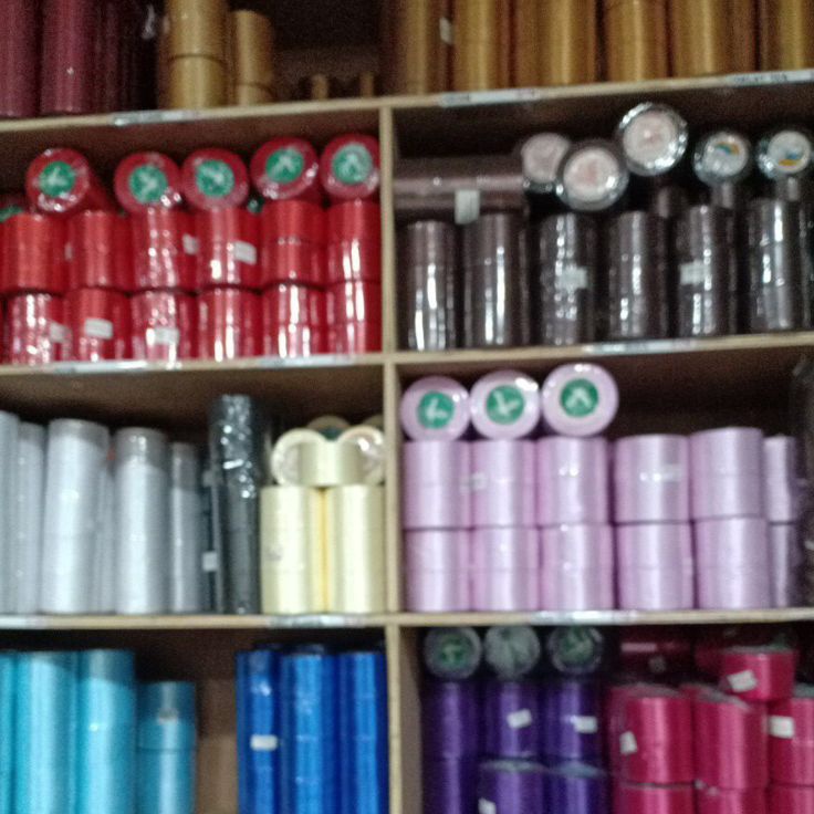 

HOT PRODUK Pita satin pita kado 2 inch 5 cm Per roll pita bucket bunga pita rambut pita perhiasan