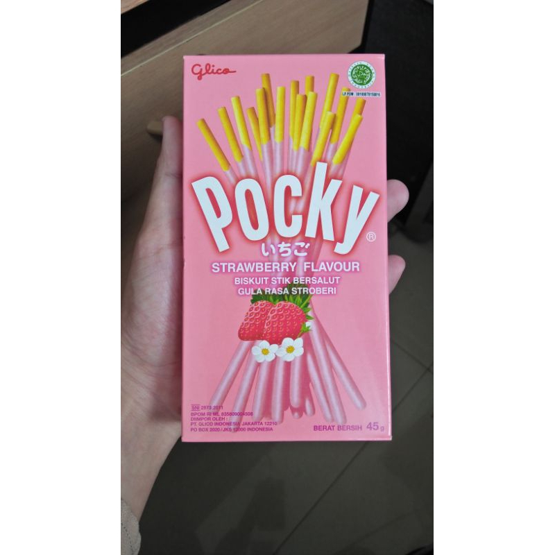 

POCKY STRAWBERRY FLAVOUR