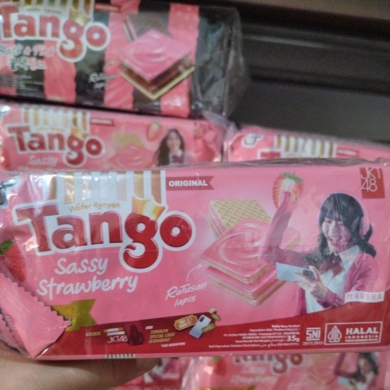 

Tango coklat vanila sassy strawberry black pink edisi JKT48 10pcs