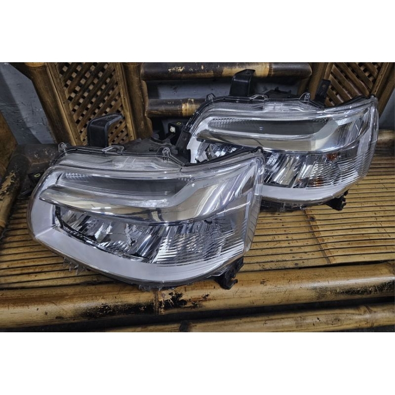 Headlamp Lampu depan Gran Max Town Ace grand max town ace