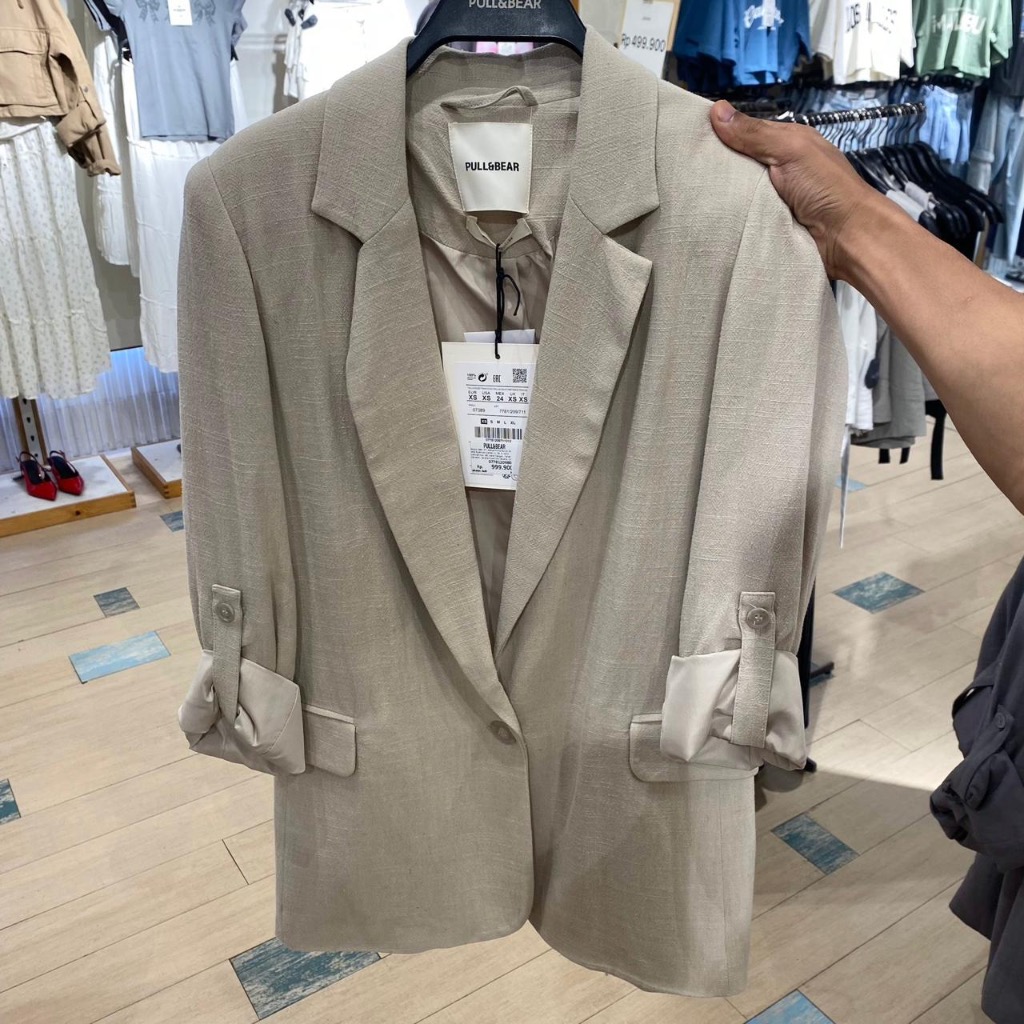 Jastip. Blazer Pull&Bear (Women)
