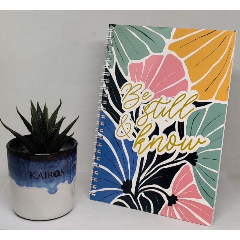 

BUKU ROHANI CATATAN SPIRAL JOURNAL (BE STILL&KNOW)