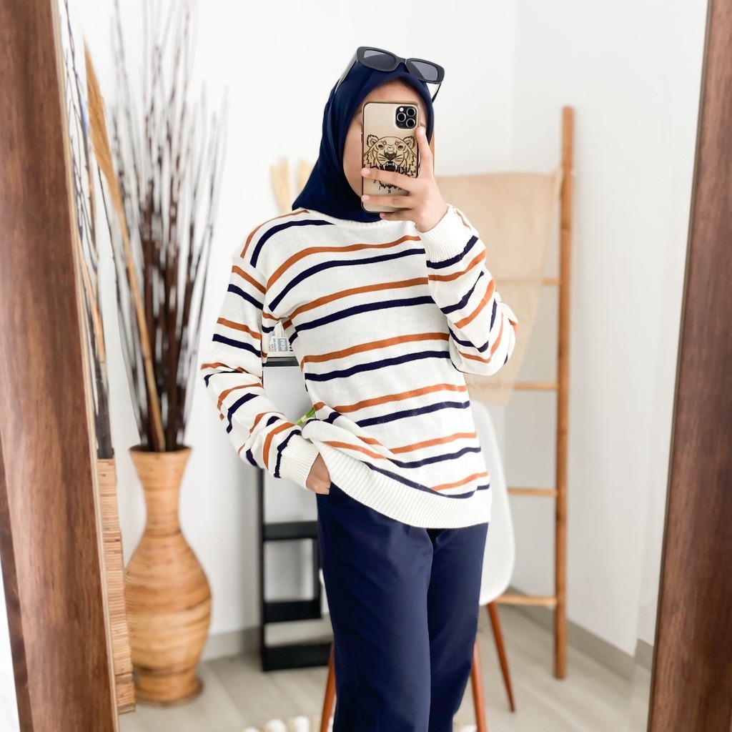 Shofiya - Wendy Blouse Sweater Rajut Wanita