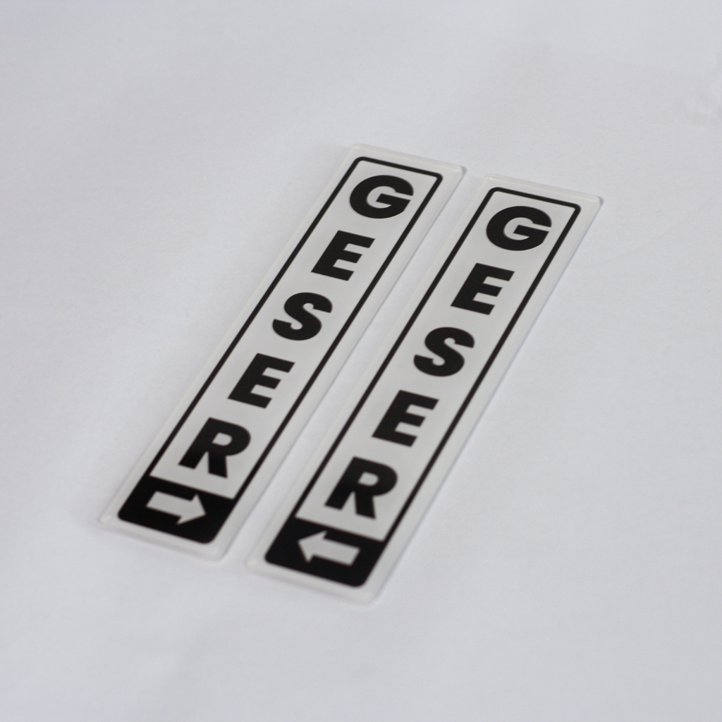 

Acrylic Sign (bahan sejenis kaca anti pecah) 19,5cm X 4,5cm