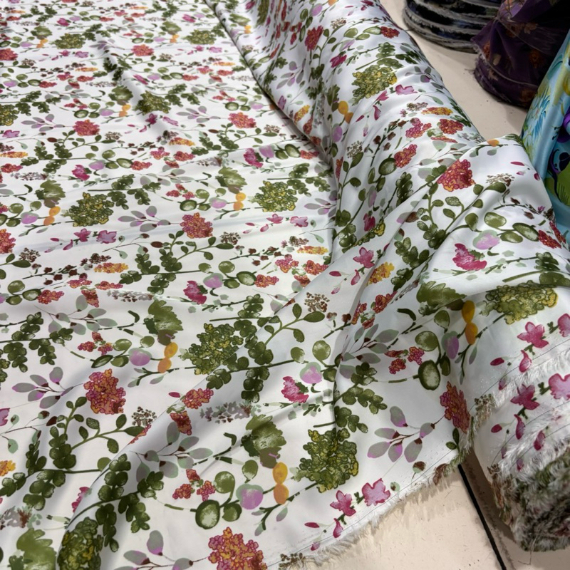 kain baby silk motif // bahan satin silk motif //  kain bahan motif // lq