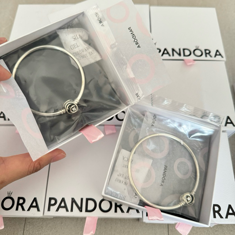 PANDORA Silver Bangle