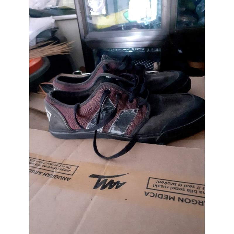 Sepatu Sneakers Macbeth Original Vegan Elliot