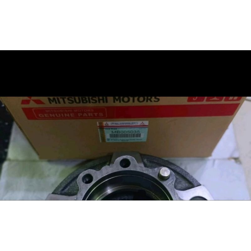 WHEEL HUB NAP RODA BELAKANG COLT DIESEL PS100 PS120