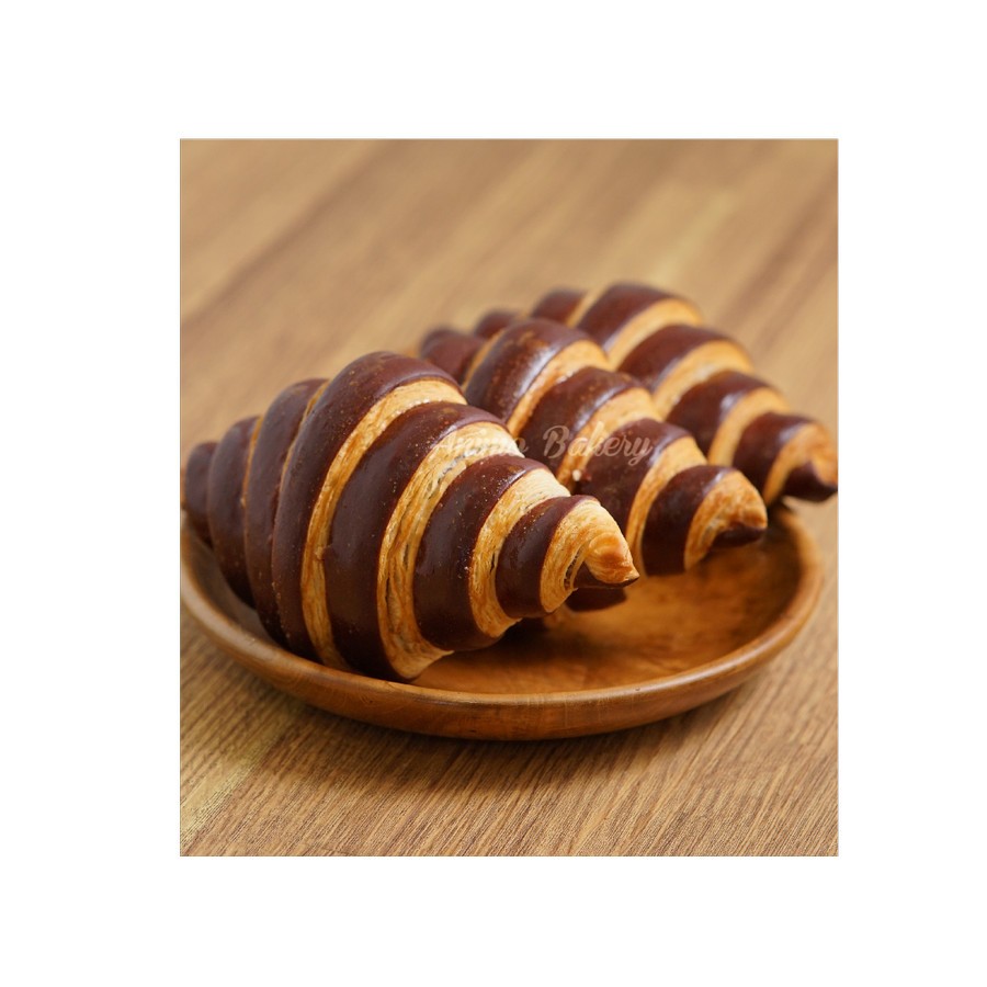 

Animo Bakery Nutella Croissant (Normal Size)