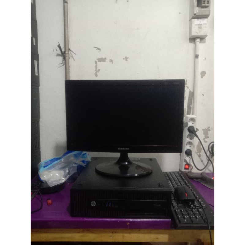 PAKET PC LAYAR 20 Inch HP 705 G2 AMD A8-8650B RAM 4GB HDD 500GB