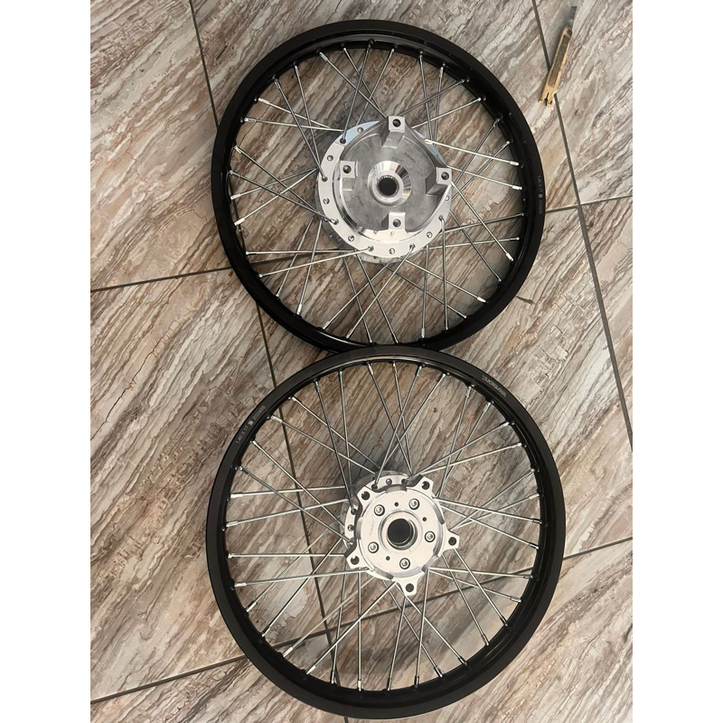 Velg set pcx 160 velg tdr 140 rata Ring 17