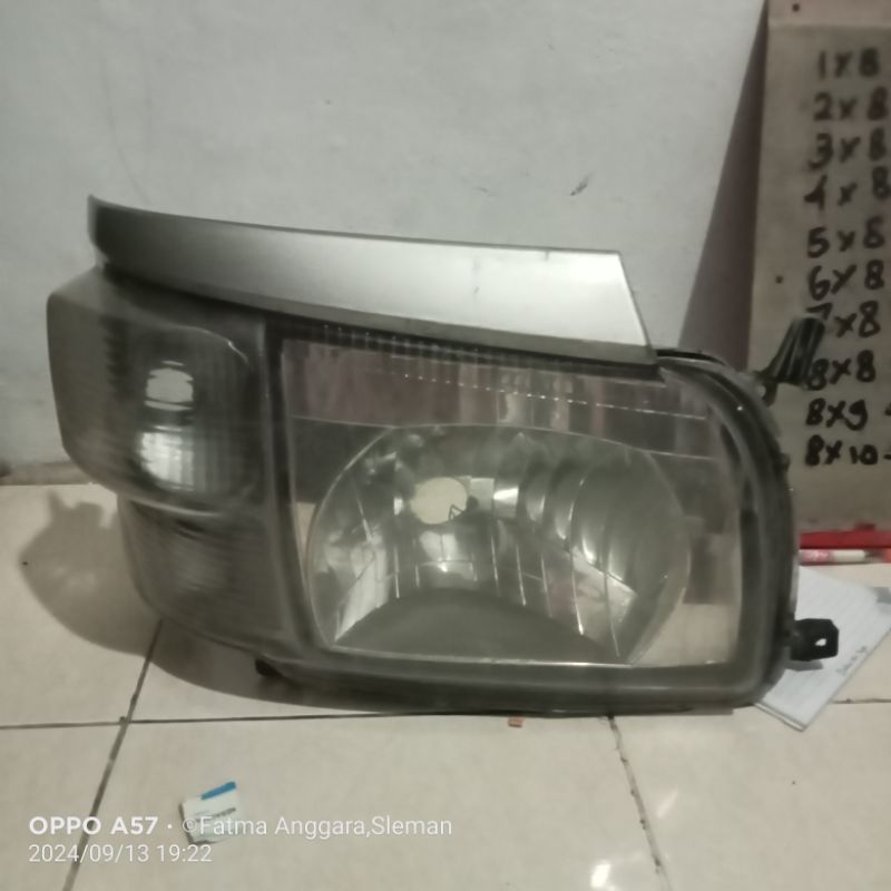 Headlamp dyna sourus/dutro