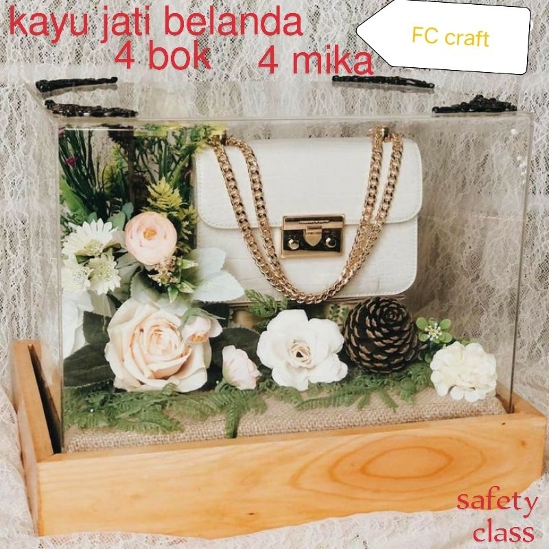 

kotak hantaran kayu 1set isi 4