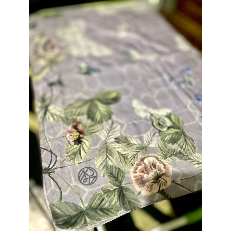 Riamiranda Scarf preloved