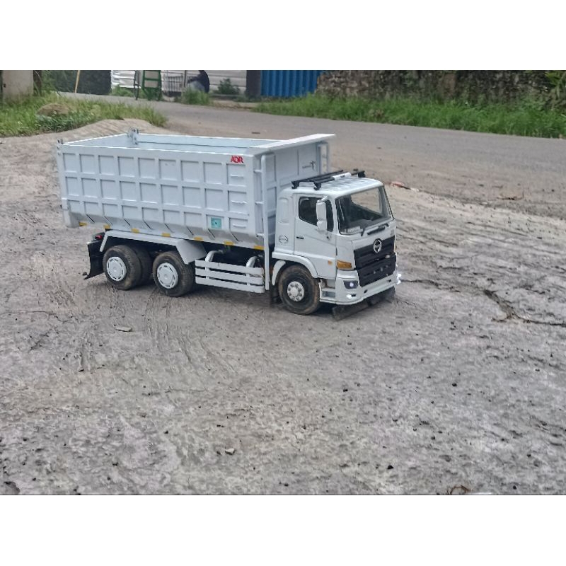 rc truck Hino 500