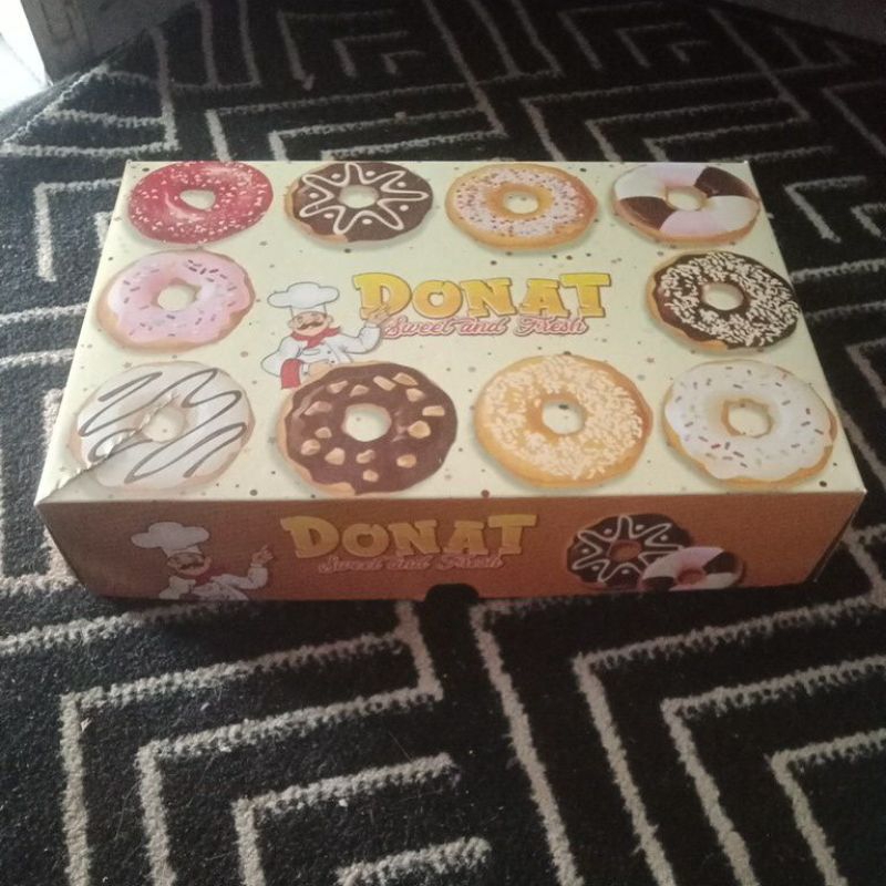 

25 Lembar Kotak Donat Isi 6 Motif Donat Praktis