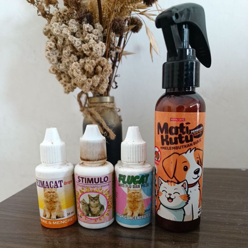 Preloved Perlengkapan Vitamin Kucing | Spray kutu | Obat Flu & Diare Free Native Plus isi masih bany