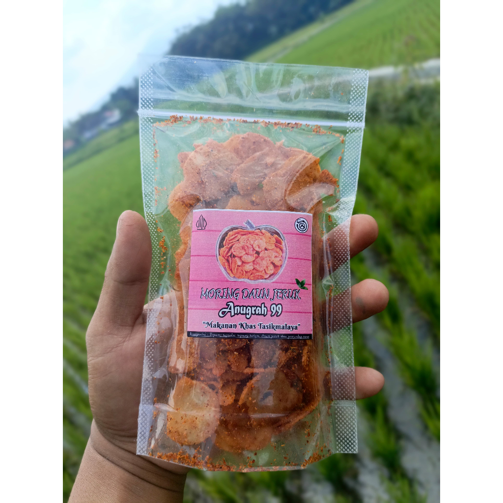 

keripik/moring pedas daun jeruk/Keripik pedasMoring anugrah 100Gr poch Aroma Daun Jeruk/moring garut/citruk pedas daun jeruk/jajanan viral/molring