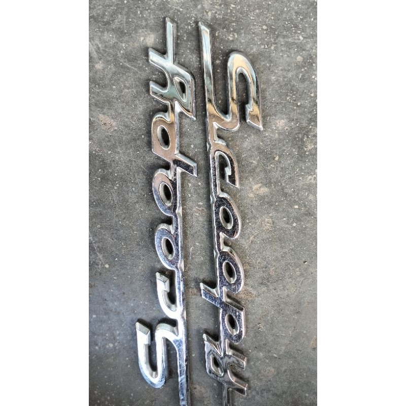 emblem Honda Scoopy second