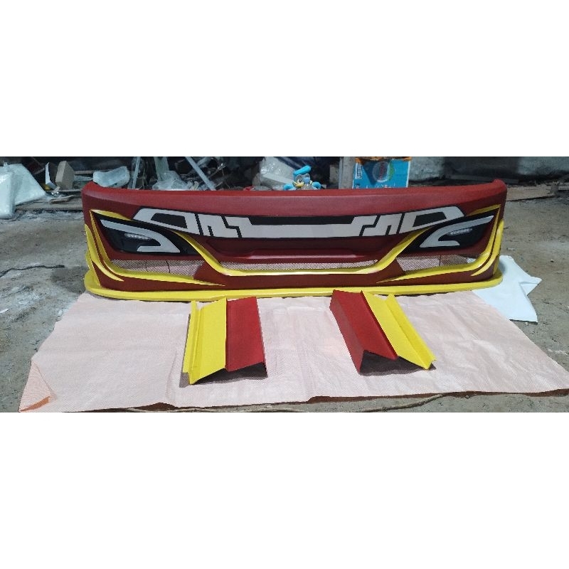 Bemper patriot + lampu truk Giga NMR 71  ( fiber )