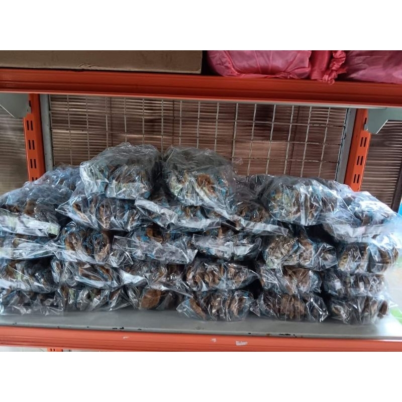 

kripik ayam biru 1bungkus isi 12bungkus free 1bungkus lagi