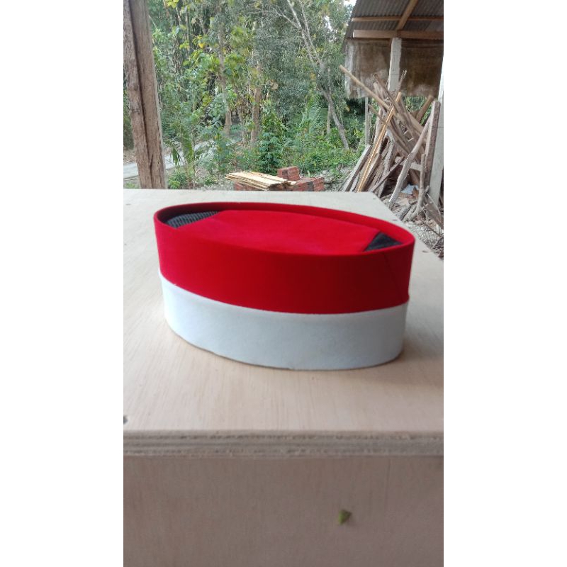 Songkok/peci merah/putih nasional