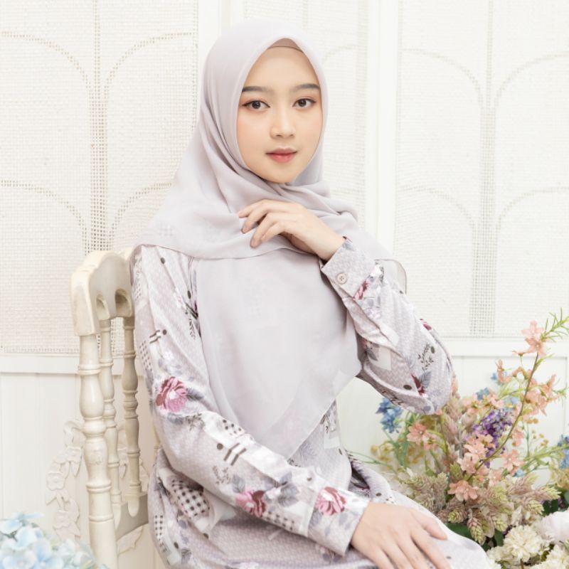 Elliza Official - Nazwa Dress Bahan Dior Silk Print Warna Light Purple Hitam Gamis Homedress Busui S