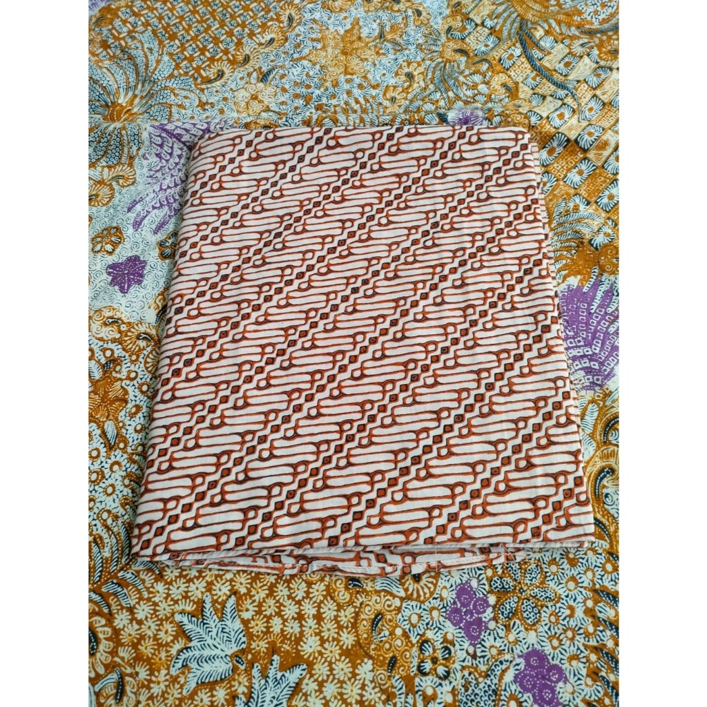 Kain jarik batik bekas